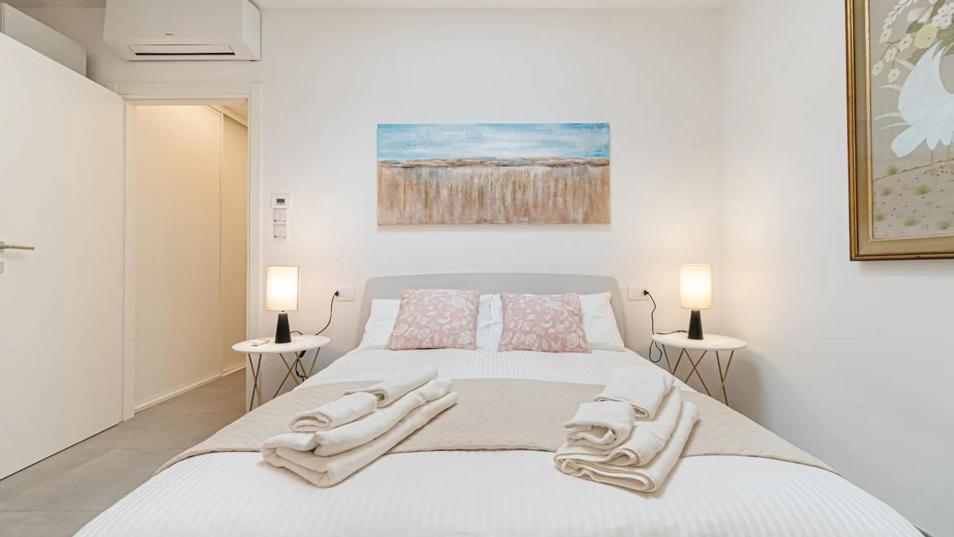 밀라노 Urban Garden Lofts By Blue Velvet Livings 아파트 0*,